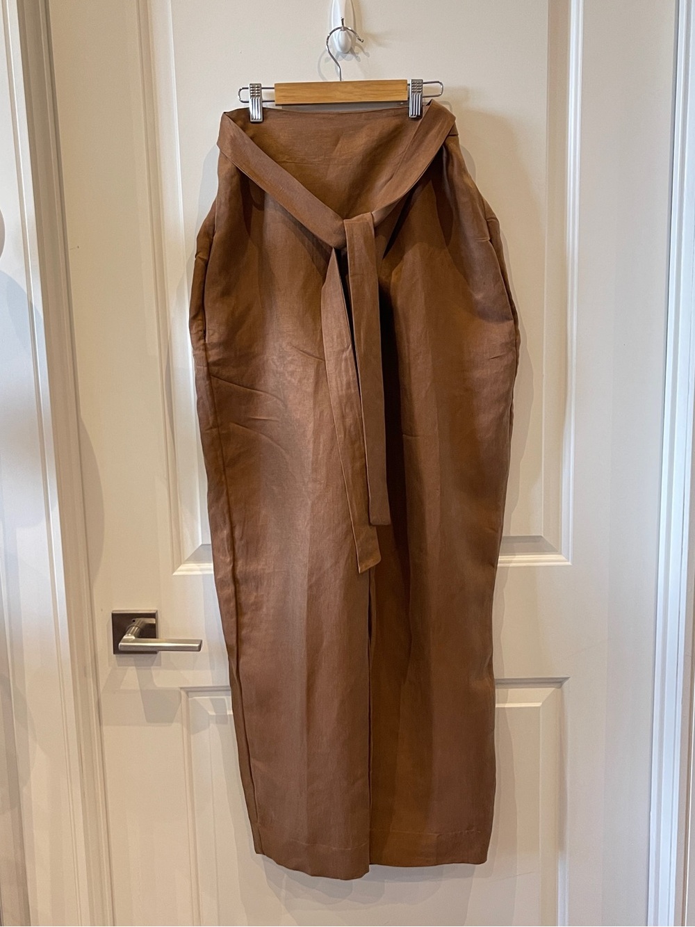 Free Label Reese Wrap Pants — Brown